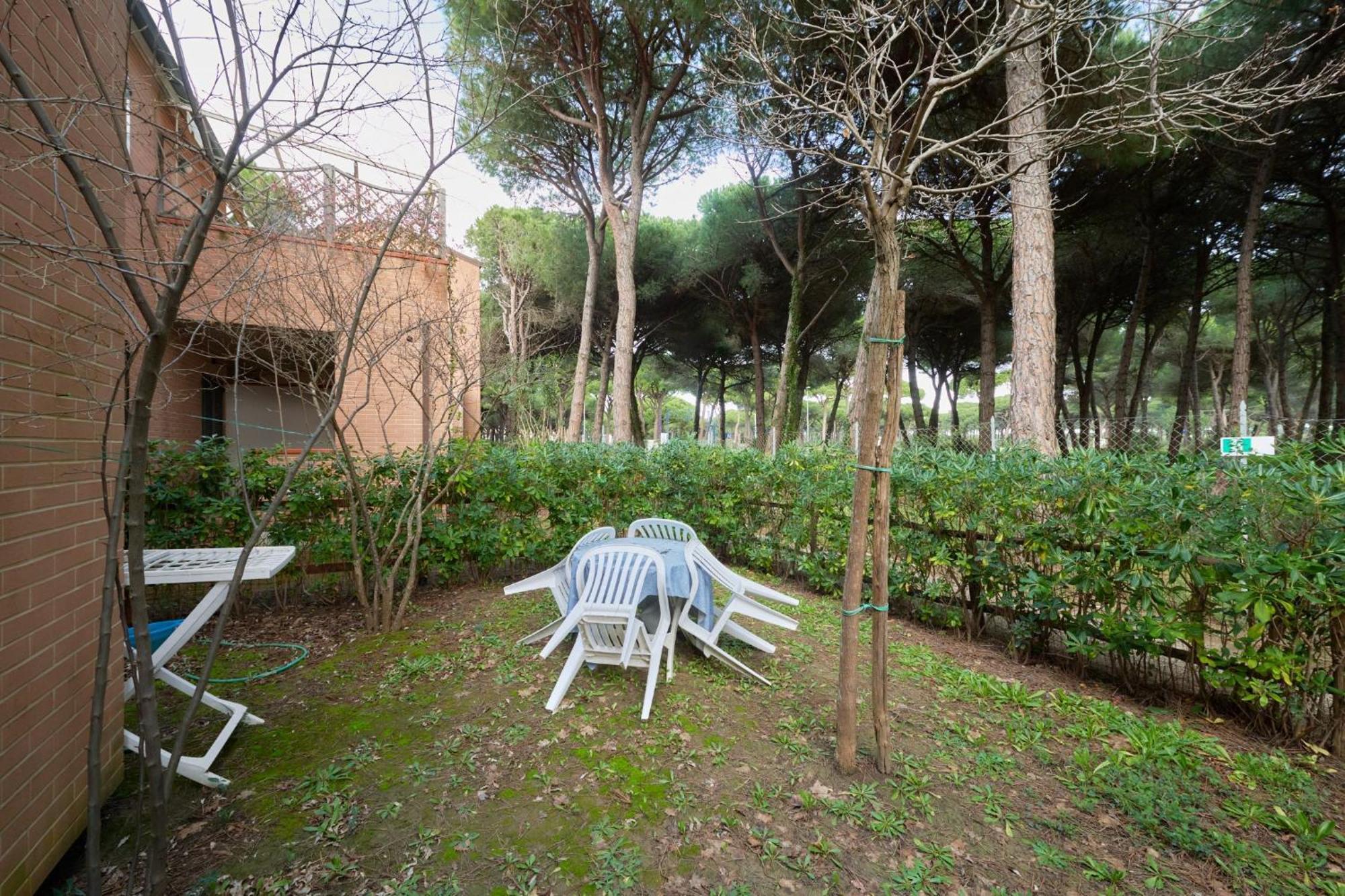Aparthotel Pineta Azzurra Marina di Grosseto Esterno foto